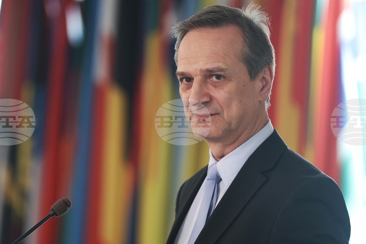 Deputy Foreign Minister: Exceptionally High Voter Turnout Abroad