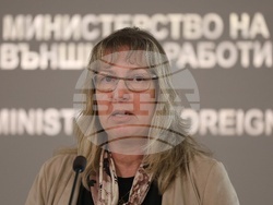Министерство на външните работи - брифинг - Боряна Стойнова