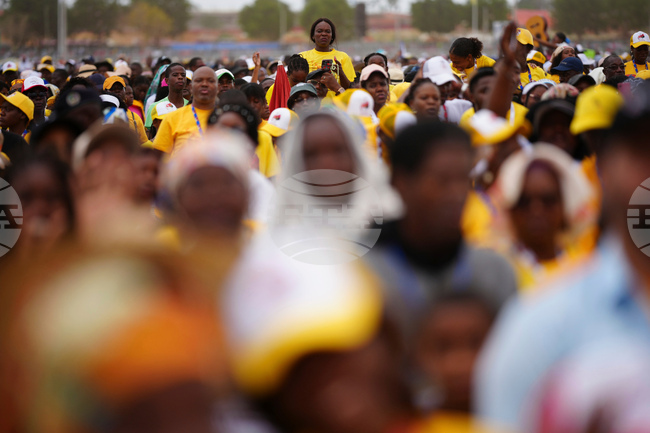 APTOPIX Angola Africa Pope