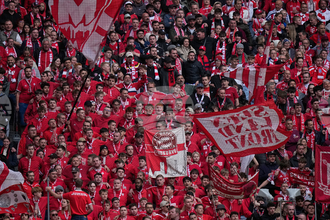 Байерн Мюнхен назначи бившия защитник Данте за треньор на отбора до 23 години