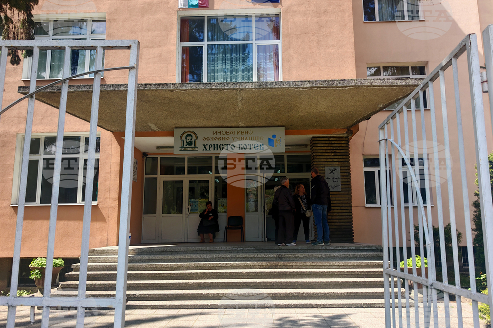 Габрово - предсрочни парламентарни избори - гласуване