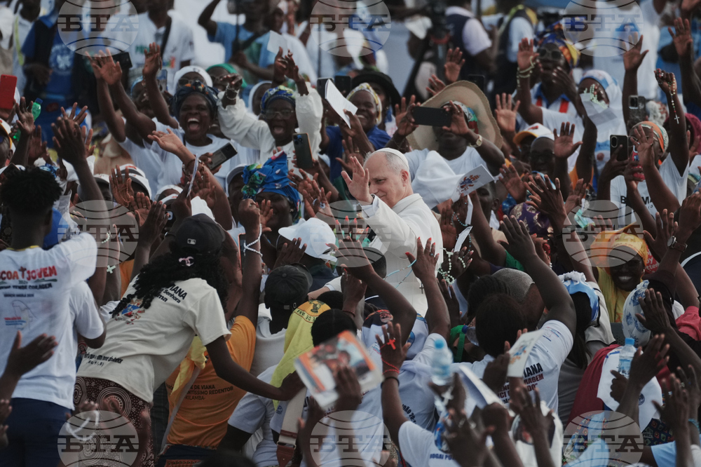 APTOPIX Angola Africa Pope