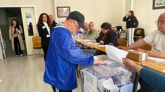 Навреме затвориха избирателните секции в Истанбул за вота за 52-то Народно събрание