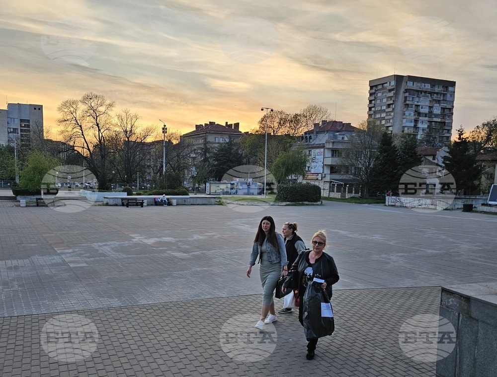Първите чували с протоколи и бюлетини пристигнаха в "Арена Русе"