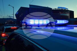 Избори - полиция - зала - охрана