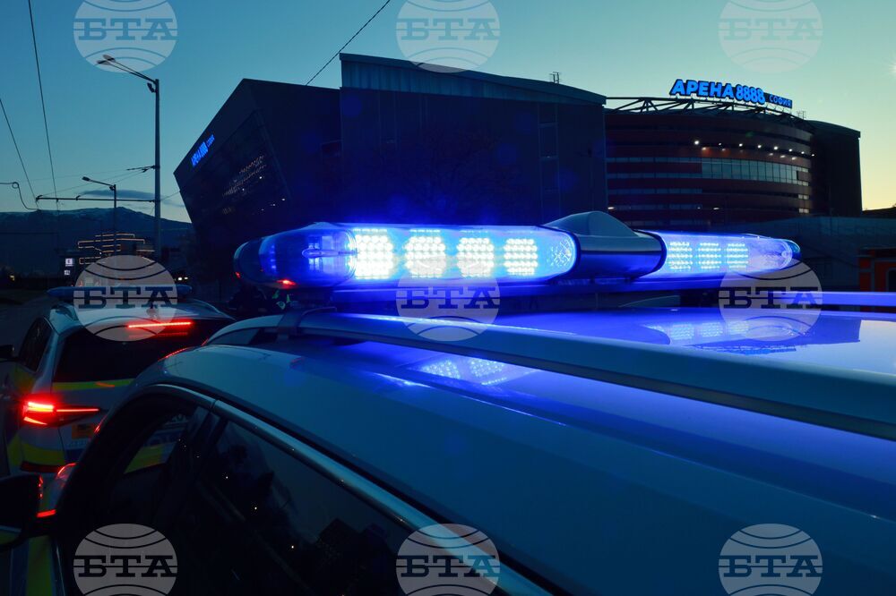 Избори - полиция - зала - охрана