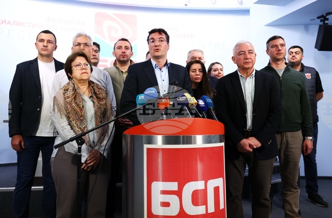 Председателят на БСП Крум Зарков получи вот на доверие от Националния съвет на партията