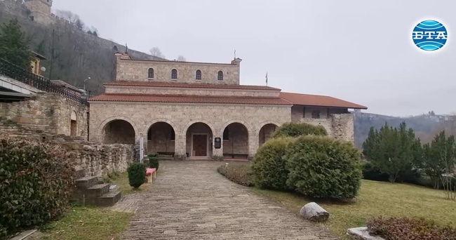 Храмът "Св. Четиридесет мъченици" във Велико Търново пази едни от най-знаковите за българската история надписи и много тайни