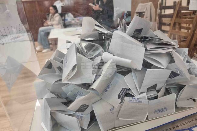 При 52,73% обработени секционни протоколи в област Стара Загора „Прогресивна България“ печели изборите за Народно събрание с 48,65 на сто