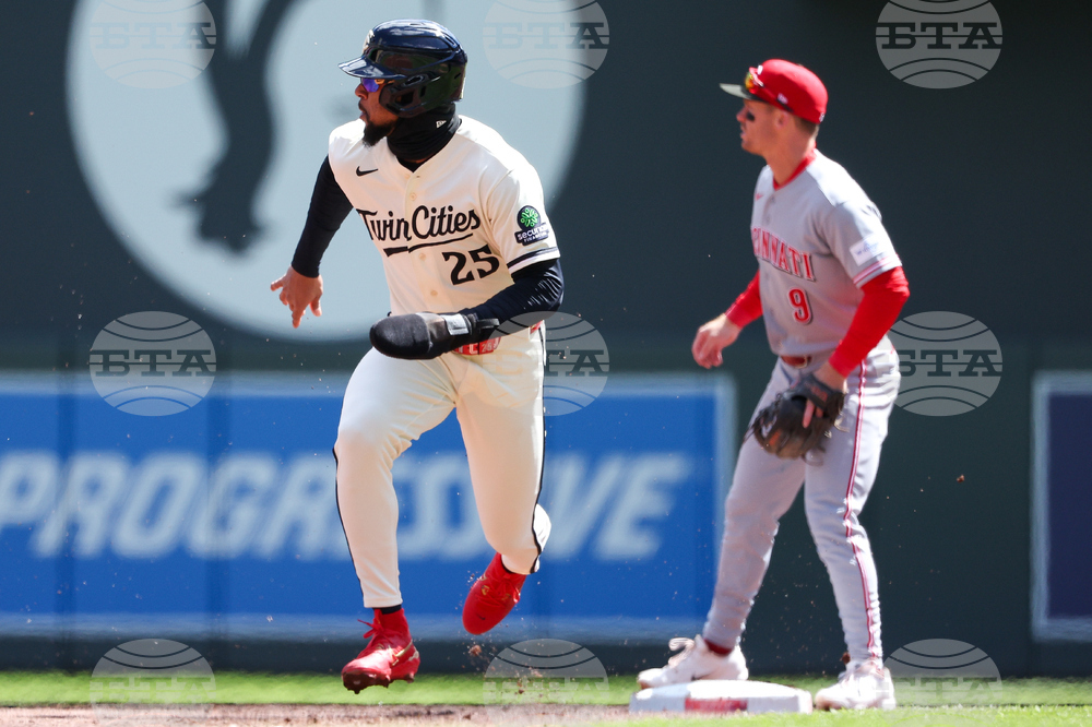 Reds Twins Baseball