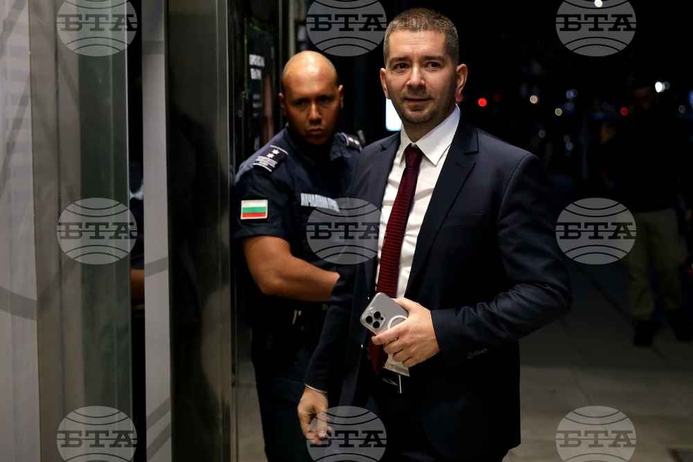 Коалиция „Прогресивна България“ - предсрочни парламентарни избори - централа - Слави Василев
