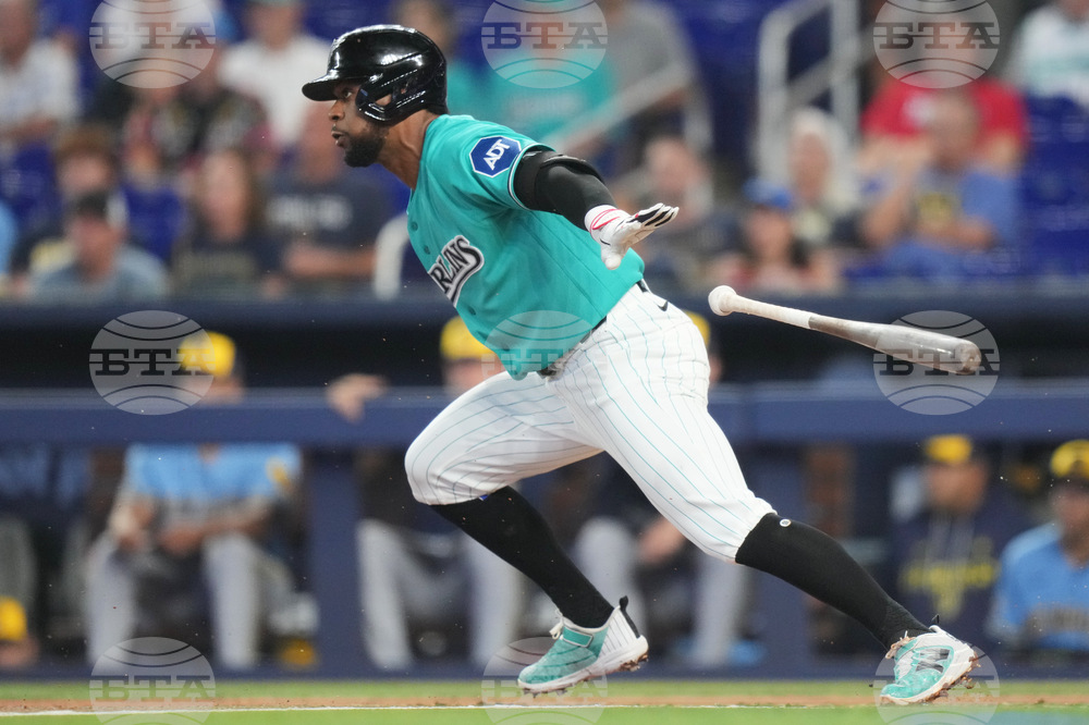 Brewers Marlins Baseball