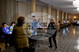 Велико Търново - предсрочни парламентарни избори - приемане на протоколите от избирателните комисии в РИК