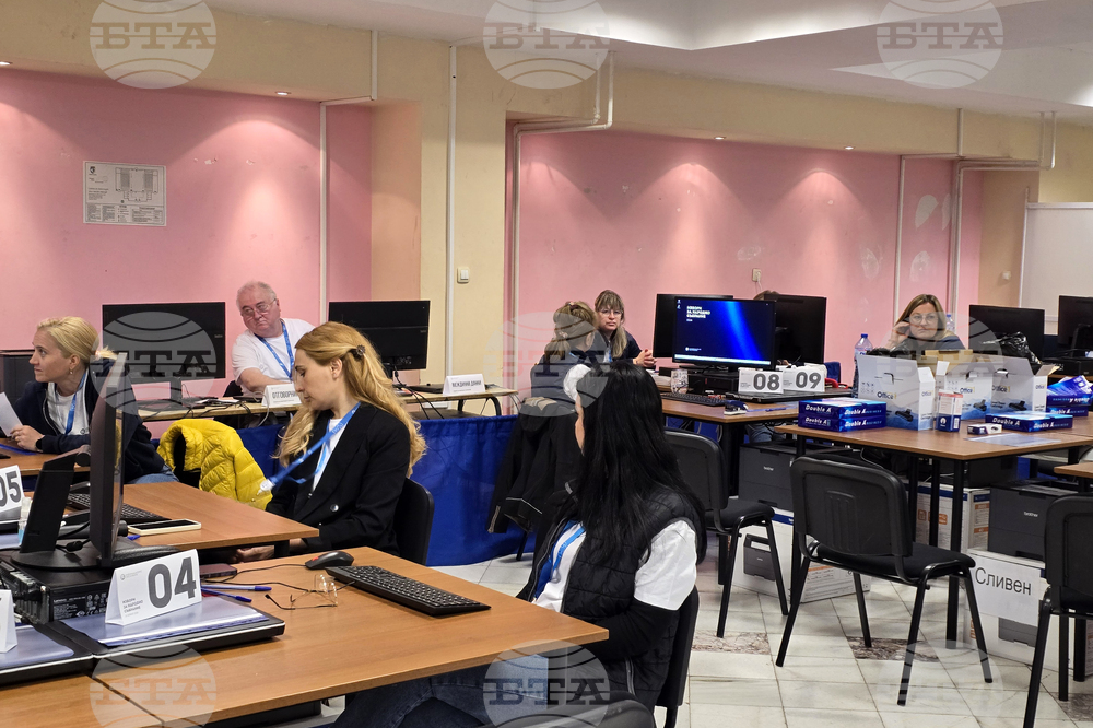 Сливен - предсрочни парламентарни избори - предаване на изборните книжа