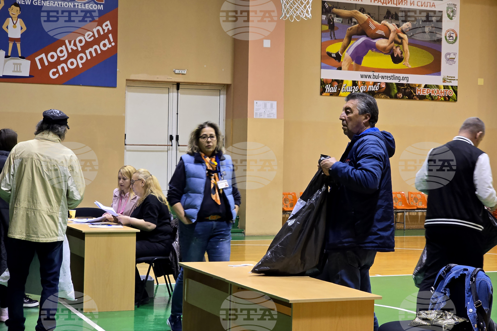 Сливен - предсрочни парламентарни избори - предаване на изборните книжа