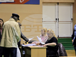 Сливен - предсрочни парламентарни избори - предаване на изборните книжа