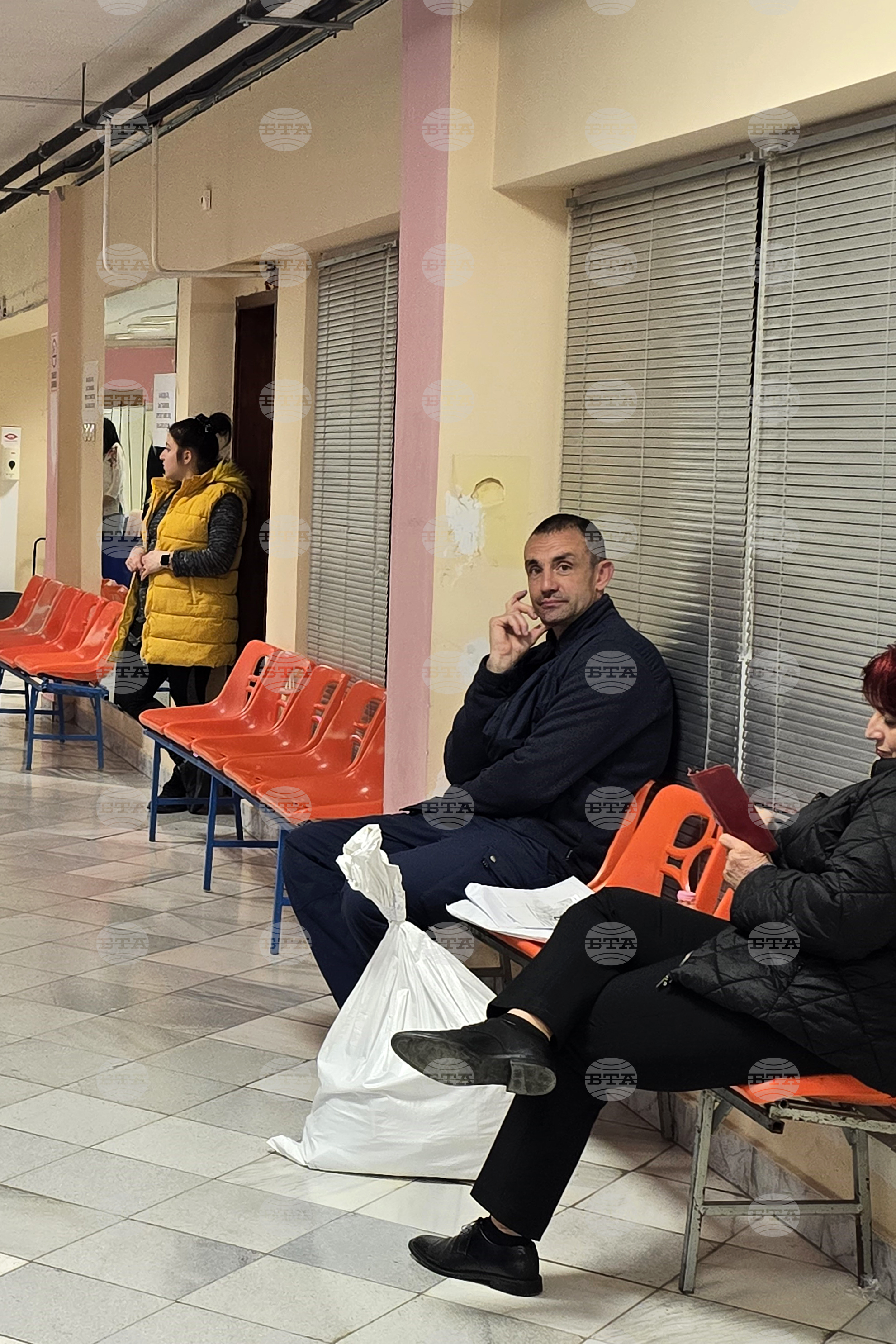 Сливен - предсрочни парламентарни избори - предаване на изборните книжа