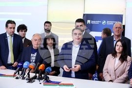 „Продължаваме промяната - Демократична България“ - предсрочни парламентарни избори - изявления