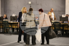 Благоевград - предсрочни парламентарни избори - предаване на изборни книжа