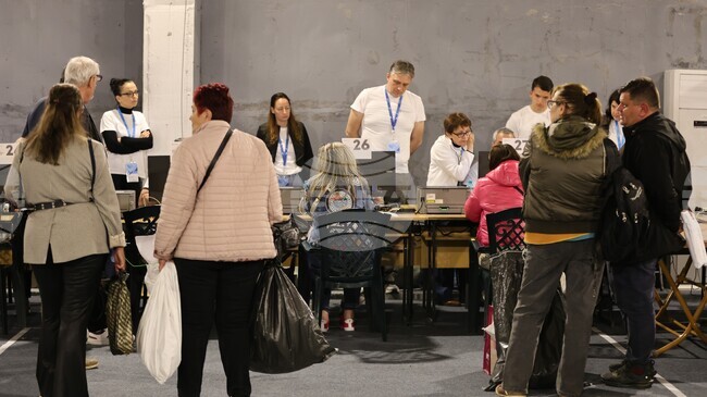 Започна приемането на протоколите на секционните избирателни комисии в Благоевград