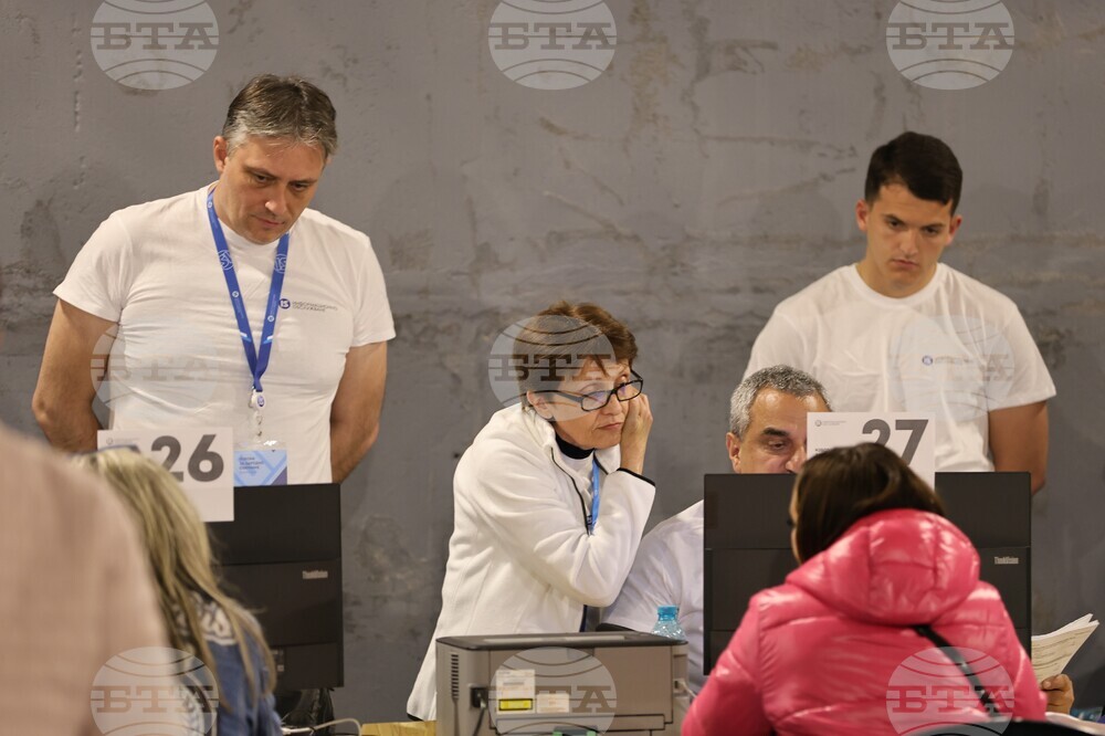 Благоевград - предсрочни парламентарни избори - предаване на изборни книжа