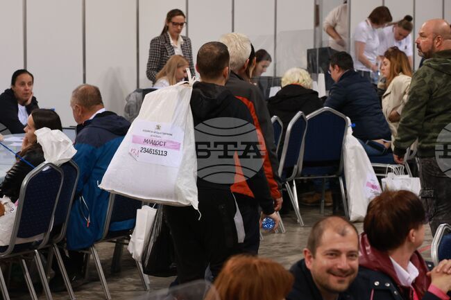 Приключи предаването на протоколите от секционните избирателни комисии в 23-а и 25-а РИК в София