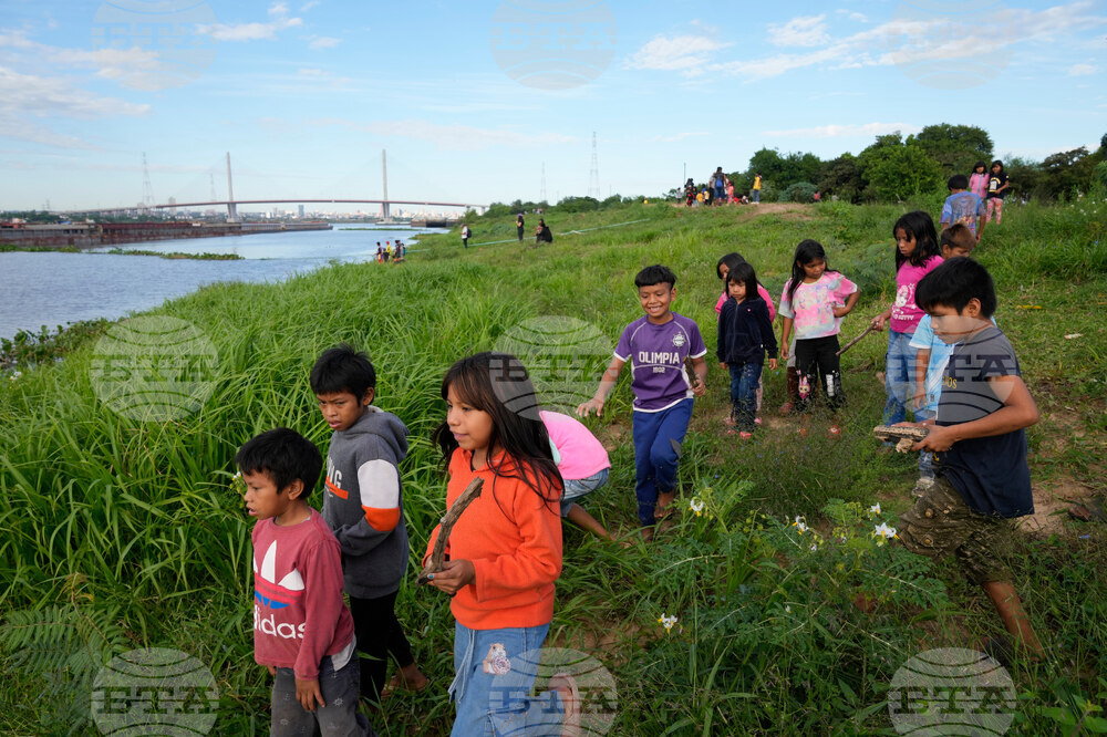 Paraguay Maka Indigenous