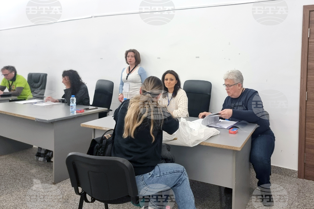 Стара Загора - предсрочни парламентарни избори - РИК - предаване на изборни книжа