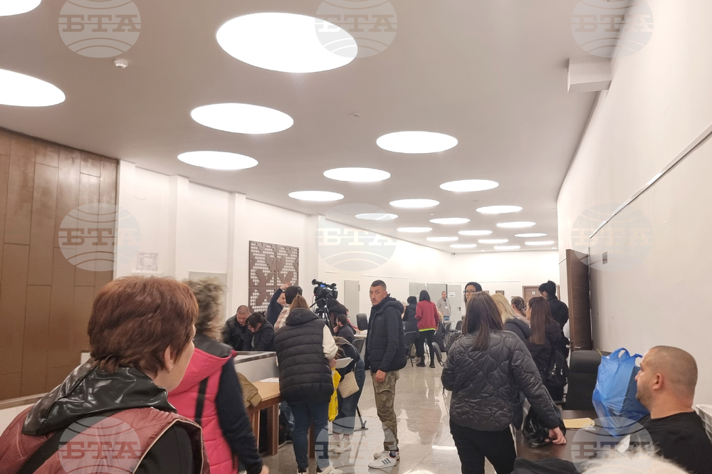 Стара Загора - предсрочни парламентарни избори - РИК - предаване на изборни книжа