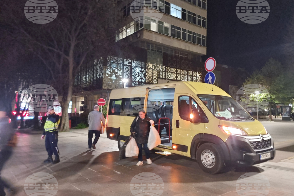 Стара Загора - предсрочни парламентарни избори - РИК - предаване на изборни книжа