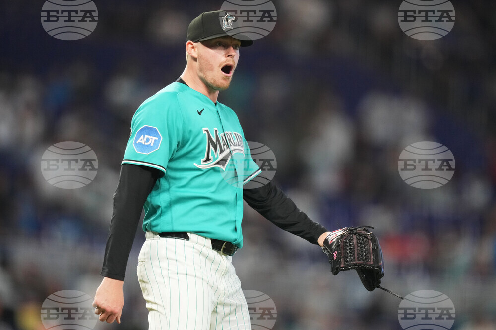 Brewers Marlins Baseball