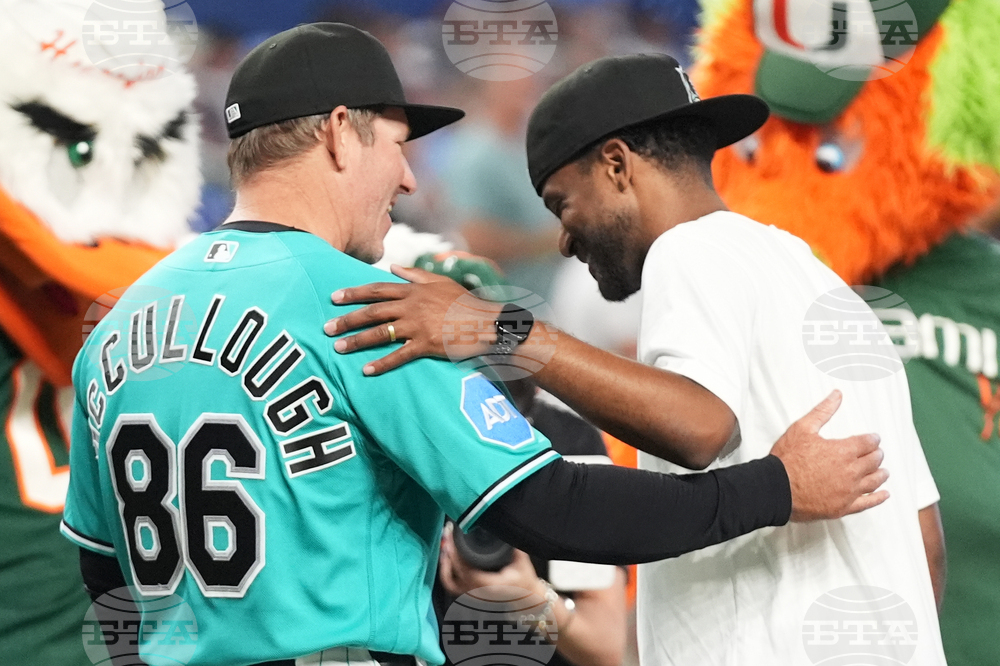 Brewers Marlins Baseball