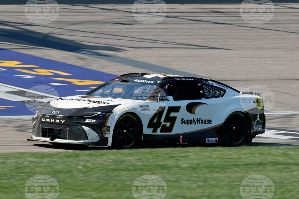 NASCAR Kansas Auto Racing