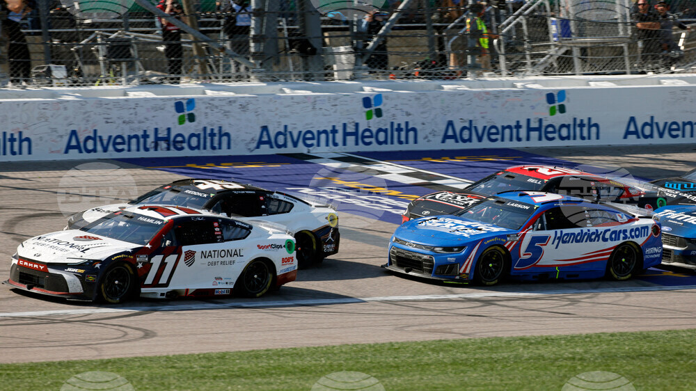 NASCAR Kansas Auto Racing