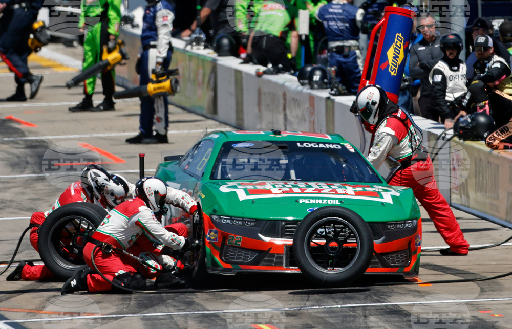 NASCAR Kansas Auto Racing