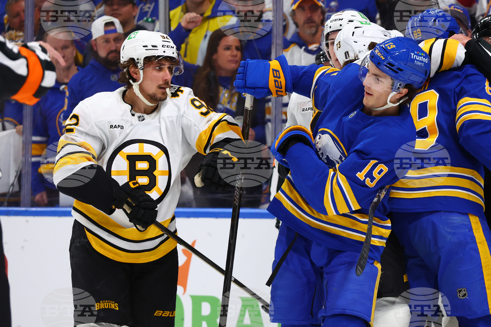 Bruins Sabres Hockey