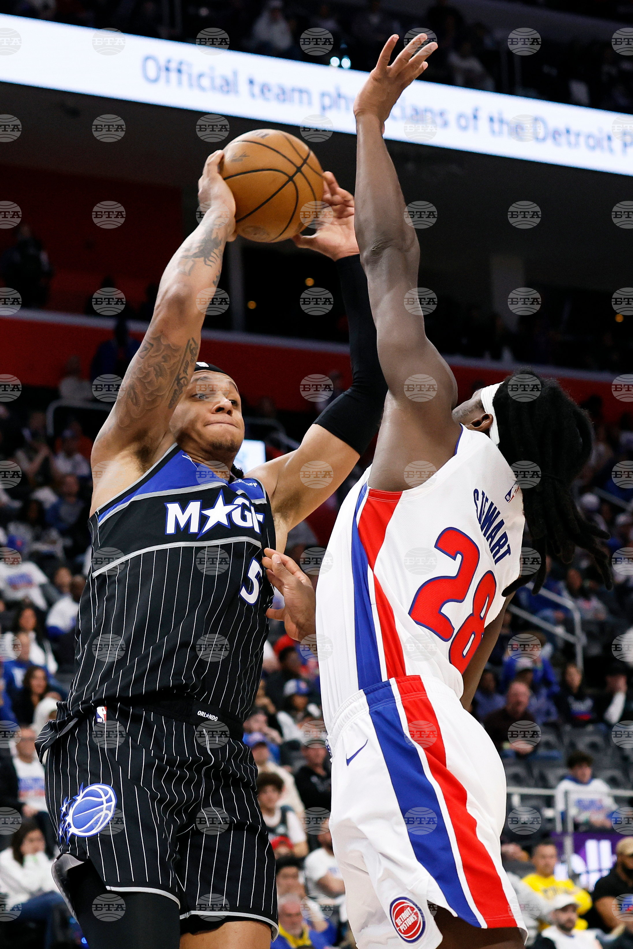 Magic Pistons Basketball