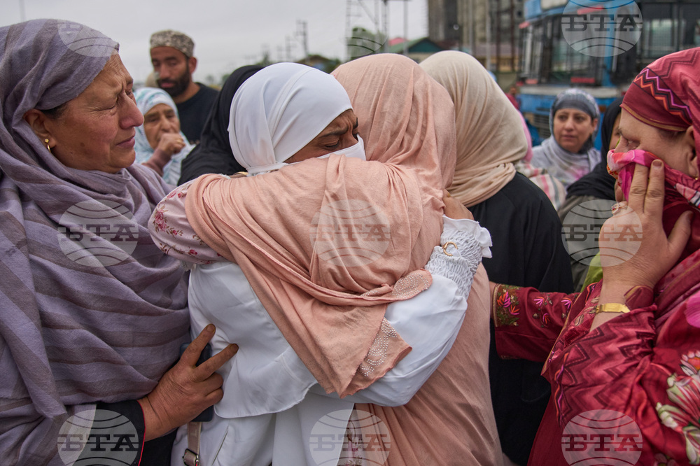 APTOPIX India Kashmir Hajj
