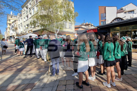 Шумен - шествие - СУ „Панайот Волов“