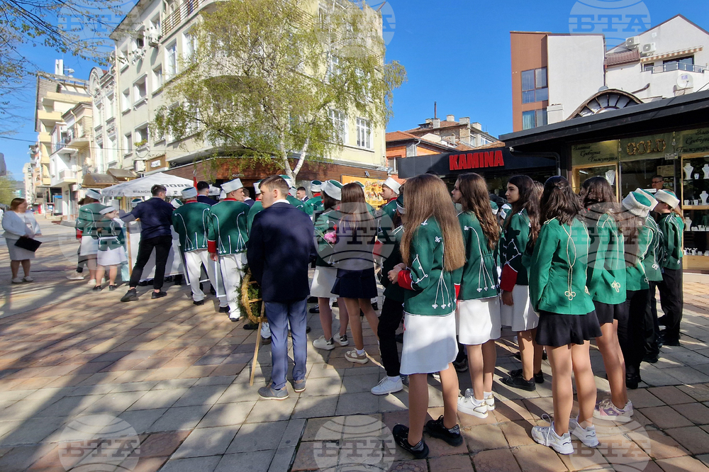Шумен - шествие - СУ „Панайот Волов“