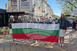 Шумен - шествие - СУ „Панайот Волов“