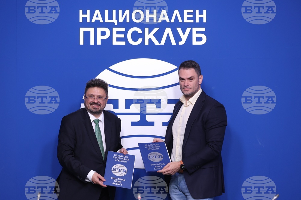 Национален пресклуб БТА София - договор за партньорство - подписване