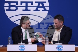 Национален пресклуб БТА София - договор за партньорство - подписване