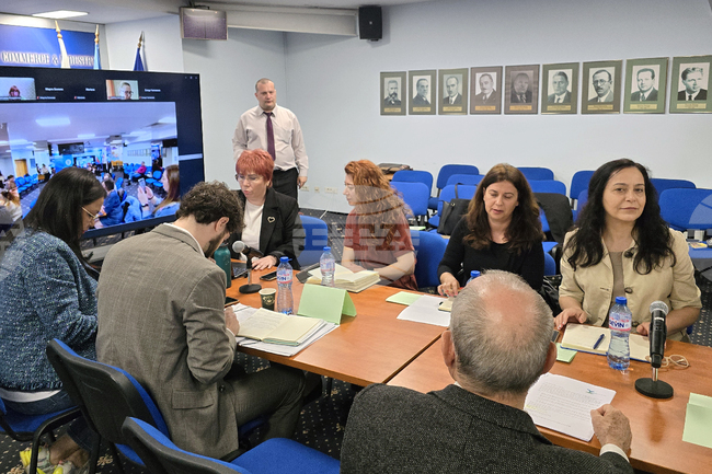 Новата образователна реформа в козметиката беше обсъдена на кръгла маса в Българската търговско-промишлена палата