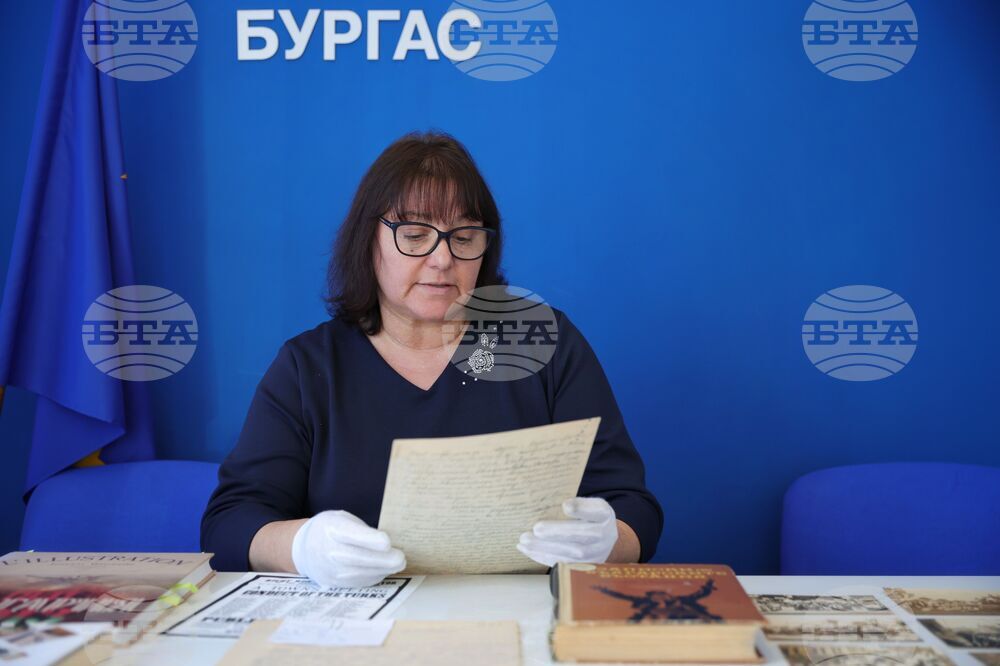 Национален пресклуб на БТА Бургас - Данка Георгиева - нов брой - списание „ЛИК“ - „Априлско въстание!“