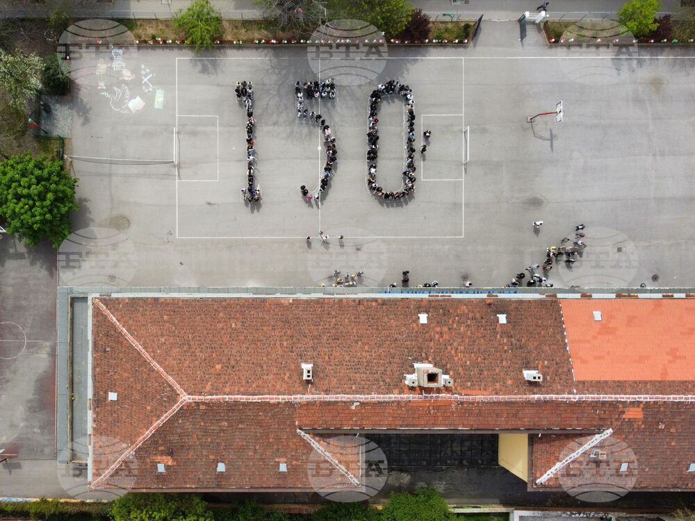 150 години от Априлското въстание - ученическа възстановка