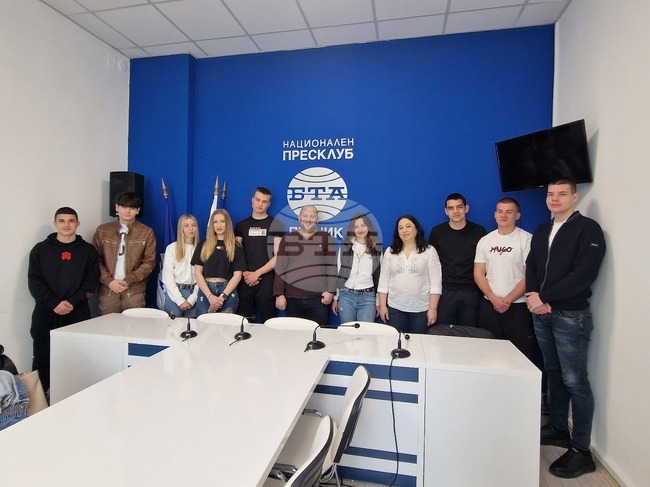  Национален пресклуб на БТА Перник - списание „ЛИК“ - 150 години Априлско въстание