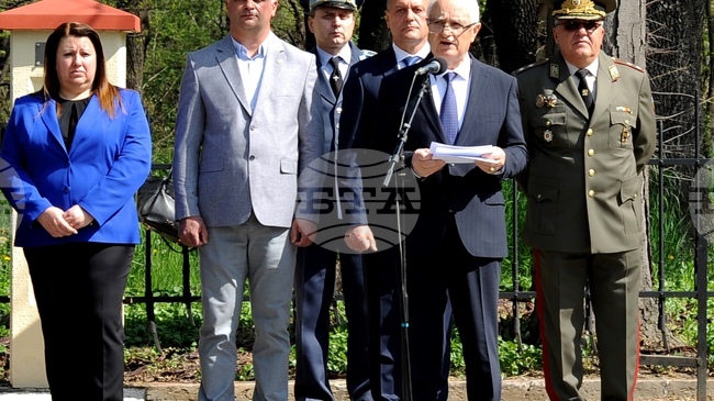 Априлското въстание е израз на жажда за свобода, заяви служебният военен министър Атанас Запрянов