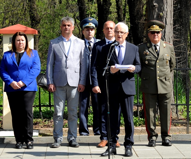 Априлското въстание е израз на жажда за свобода, заяви служебният военен министър Атанас Запрянов