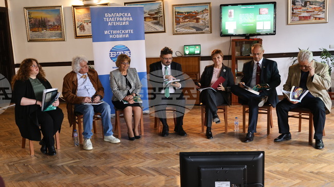 Борбата за свобода започва от знанието на един народ за себе си, а не с битките с оръжие, каза генералният директор на БТА Кирил Вълчев